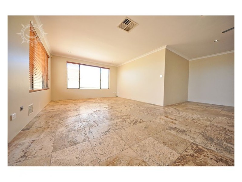 26 Geordie Crt, Coogee WA 6166