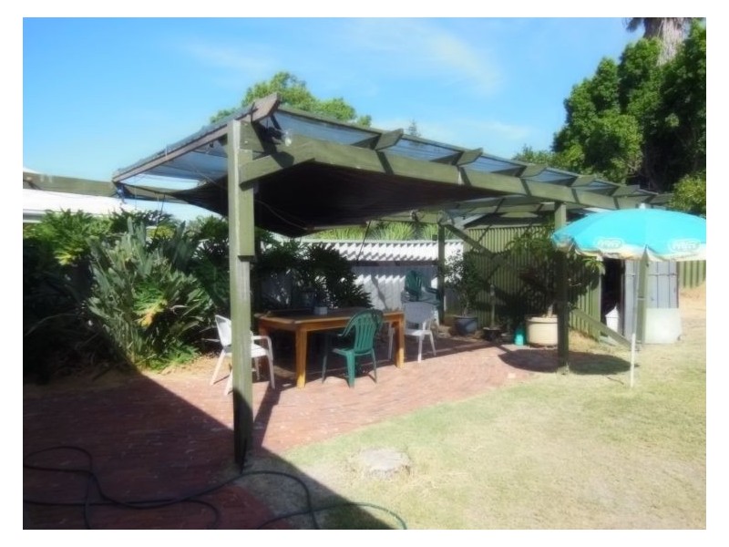 16 Moorehouse Street, Willagee WA 6156