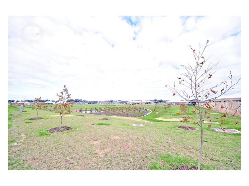 3 Gicha Close, Munster WA 6166