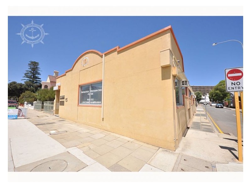2/15 PARRY STREET, Fremantle WA 6160