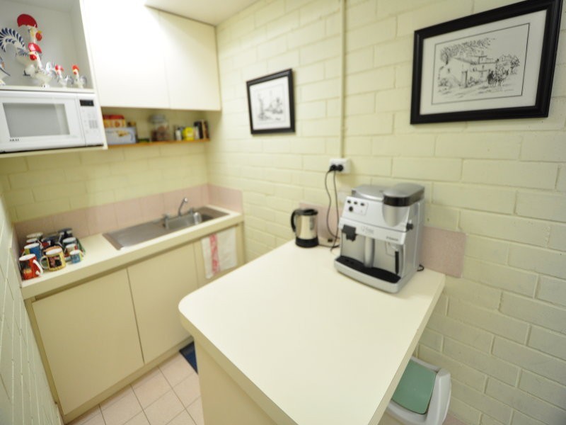 2/26 BOWEN STREET, Kardinya WA 6163