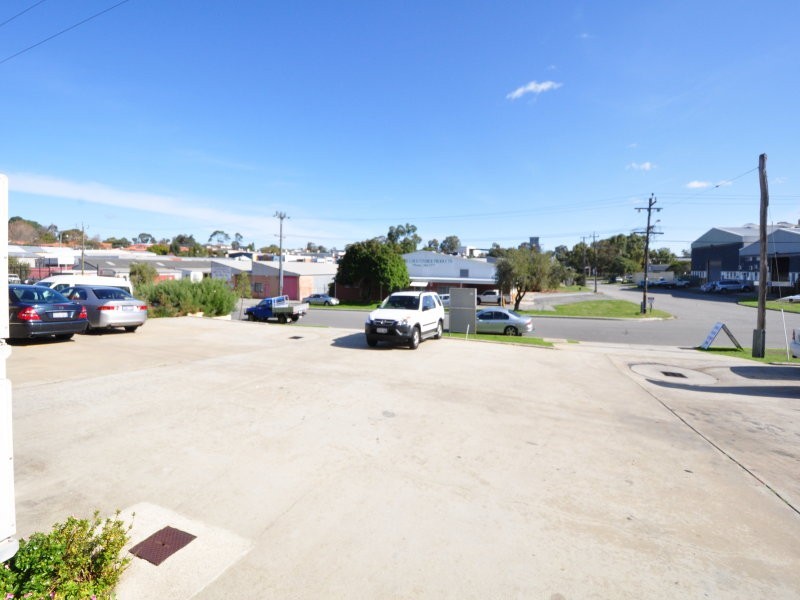 2/26 BOWEN STREET, Kardinya WA 6163