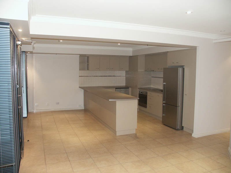 SHOP 41,/13-15 Cantonment Street, Fremantle WA 6160