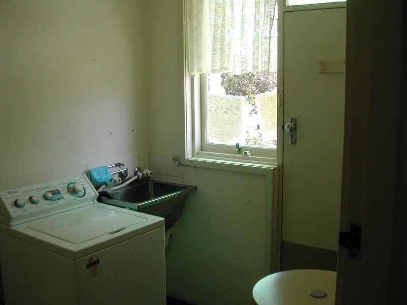 8 Warren Street, Beaconsfield WA 6162