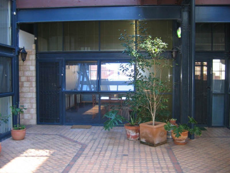 31/13 Cantonment Street, Fremantle WA 6160