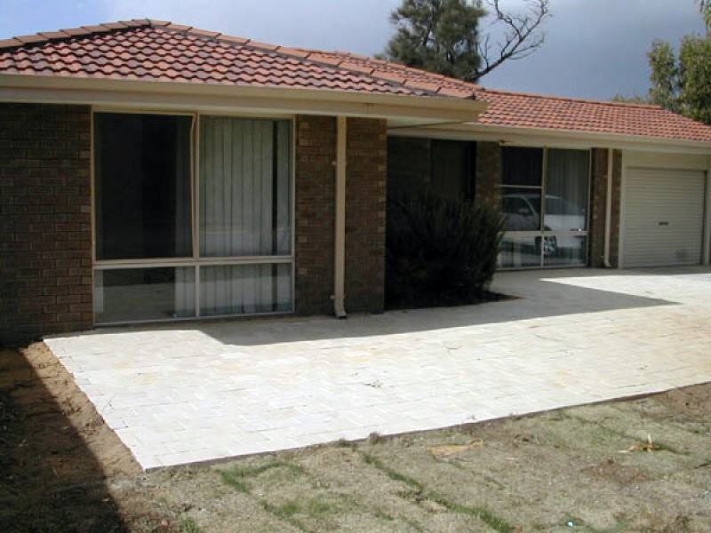 8 Bracewell Court, Yangebup WA 6164