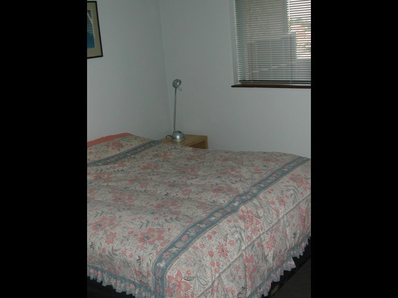 14/2 Angwin, East Fremantle WA 6158