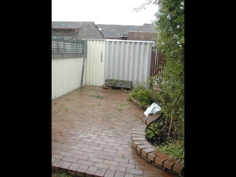 4/182 Holland Street, Fremantle WA 6160