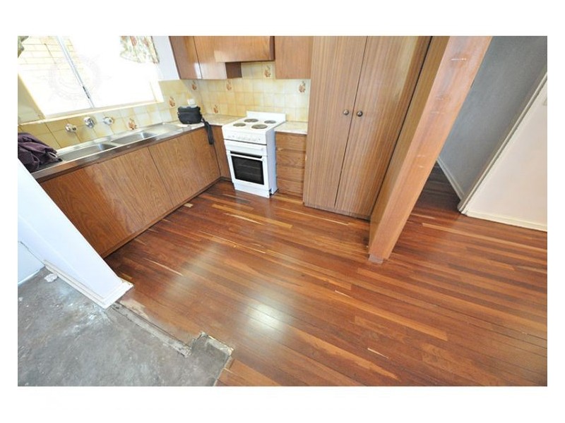 11 Hines Road, Hilton WA 6163