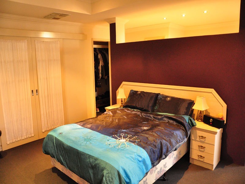 6 Audley Place, Canning Vale WA 6155