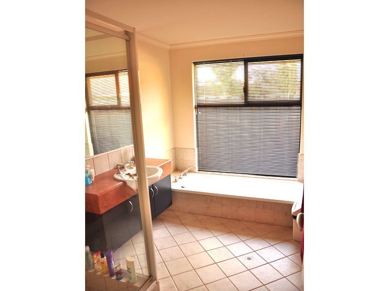 6 Audley Place, Canning Vale WA 6155