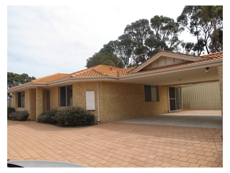 136A Phoenix Road, Hamilton Hill WA 6163