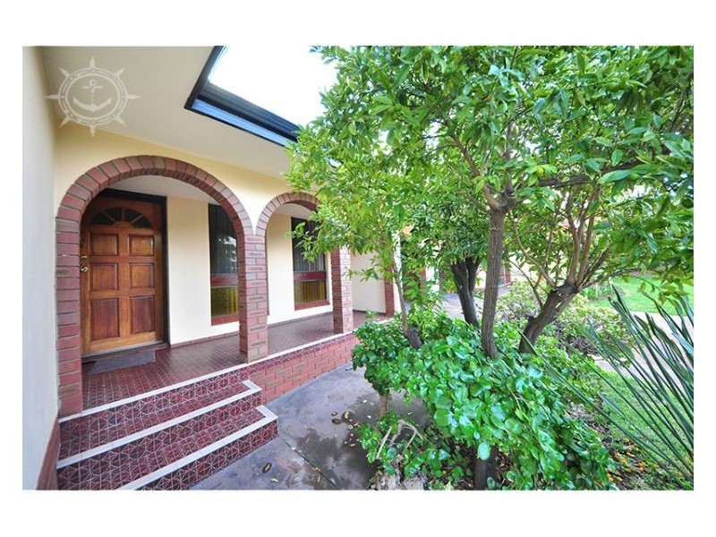 5B Lewington Street, Beaconsfield WA 6162