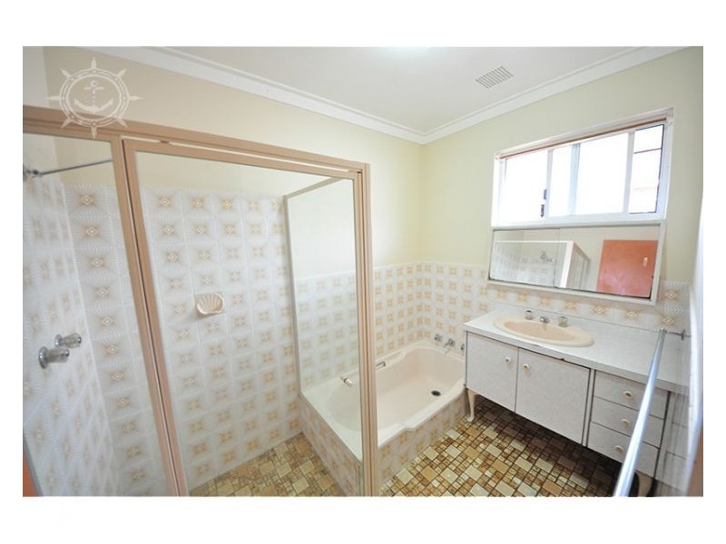 5B Lewington Street, Beaconsfield WA 6162
