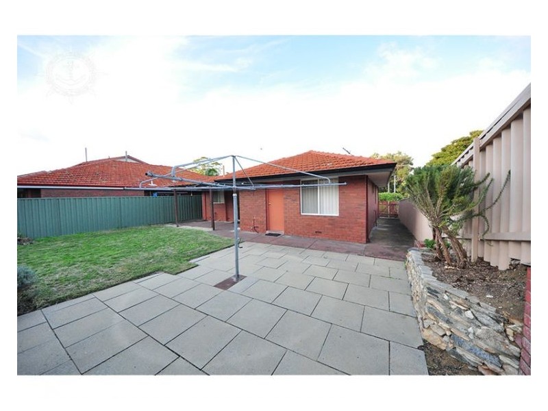 5B Lewington Street, Beaconsfield WA 6162