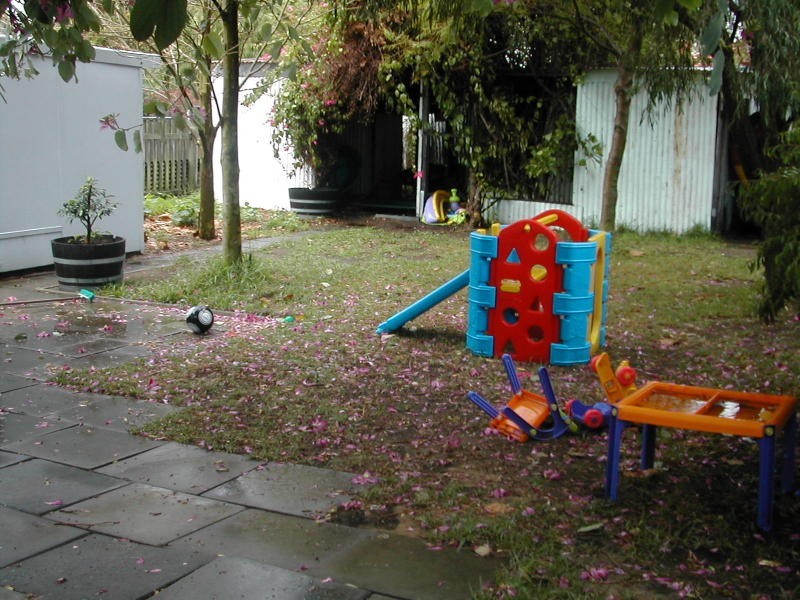 12 Trafford Street, Beaconsfield WA 6162