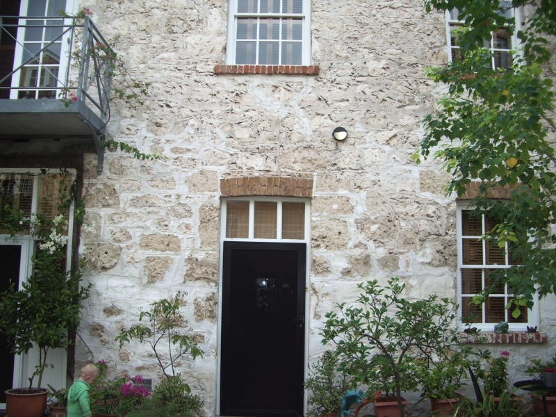 4/15 Essex Street, Fremantle WA 6160