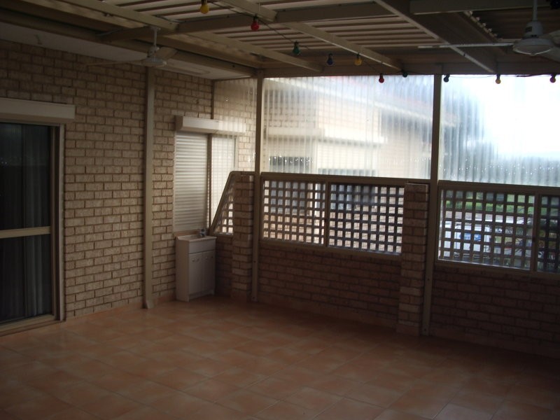 25 Jeffery Street, Beaconsfield WA 6162