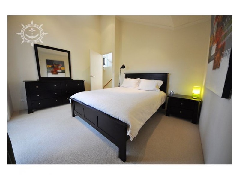 2/74 Preston Point Road, East Fremantle WA 6158