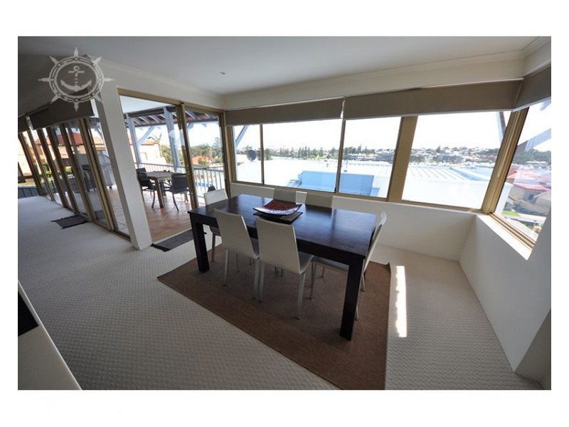 2/74 Preston Point Road, East Fremantle WA 6158