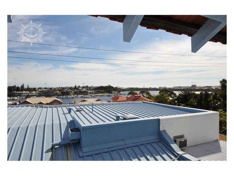 2/74 Preston Point Road, East Fremantle WA 6158