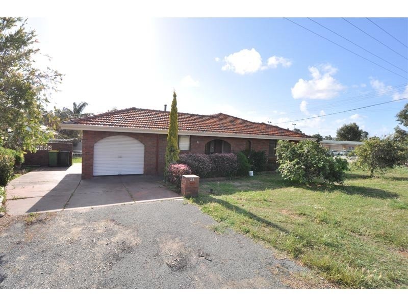 21 Strode, Hamilton Hill WA 6163