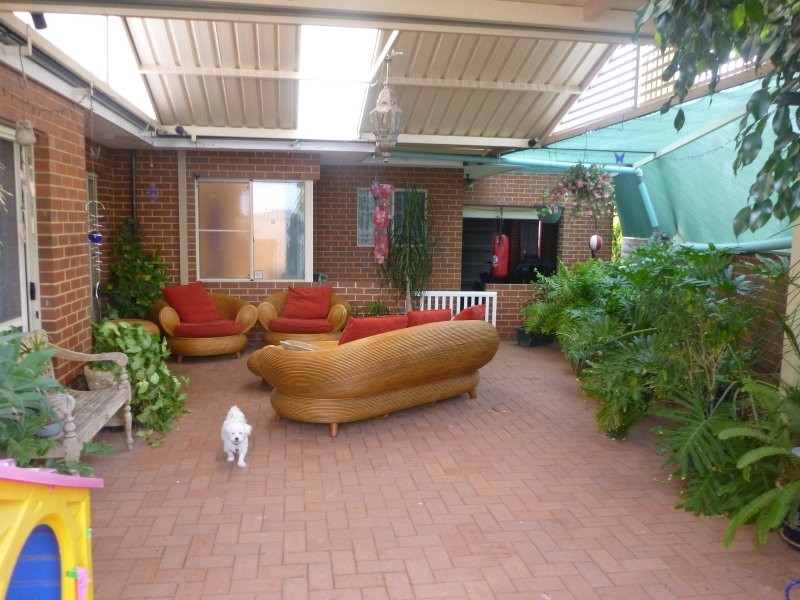 14 Sunset Court, Spearwood WA 6163