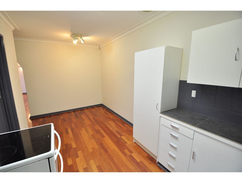 8B PHOENIX ROAD, Hamilton Hill WA 6163