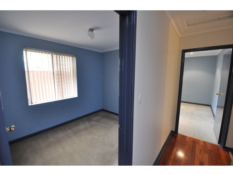 8B PHOENIX ROAD, Hamilton Hill WA 6163