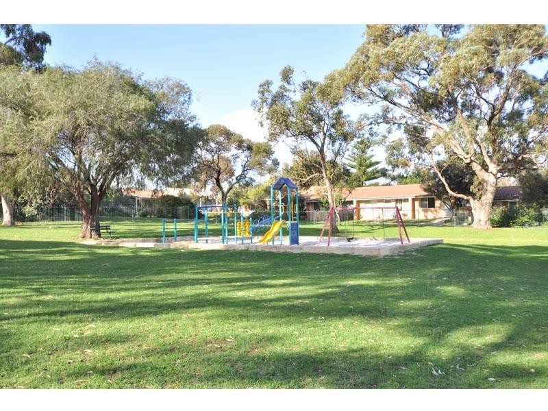 1/30 Lorraine Place, Hamilton Hill WA 6163