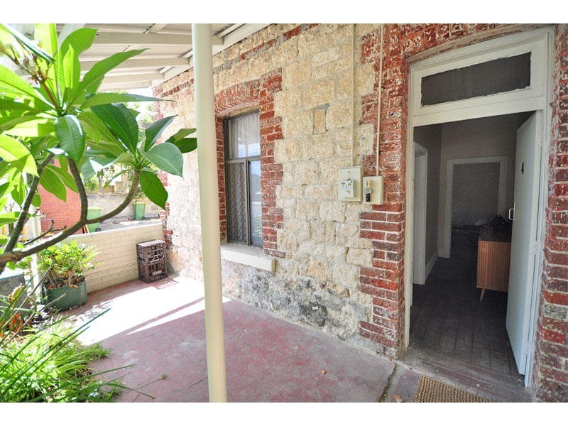 4 Alfred Road, North Fremantle WA 6159