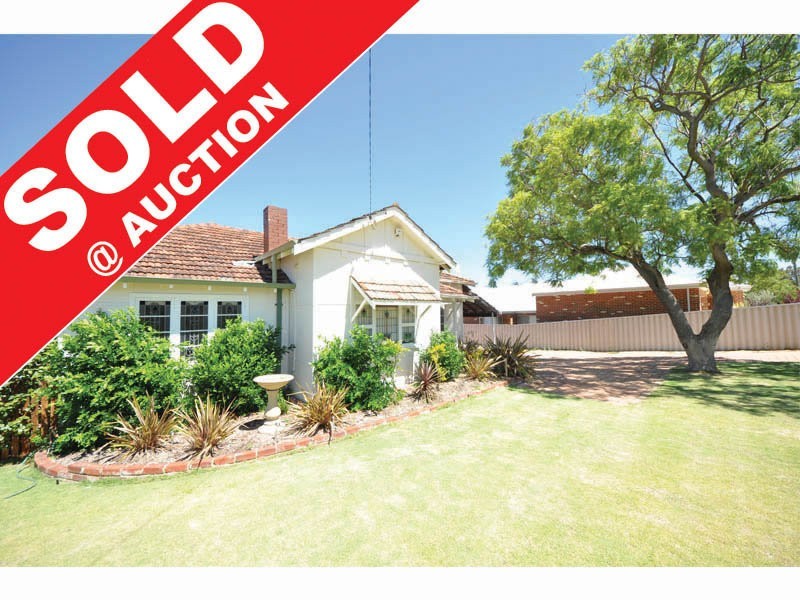 15 Waddell Road, Palmyra WA 6157