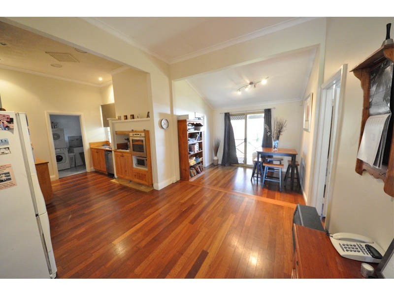 15 Waddell Road, Palmyra WA 6157