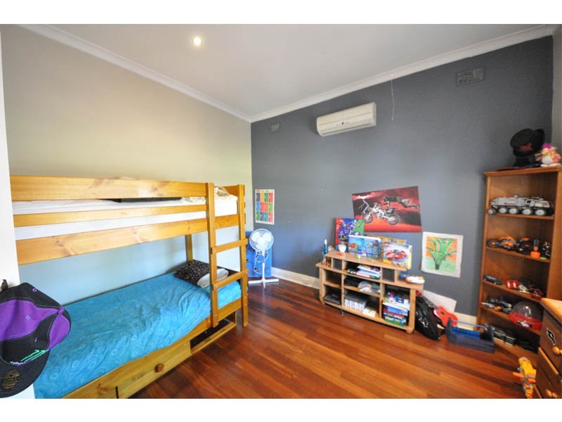 15 Waddell Road, Palmyra WA 6157