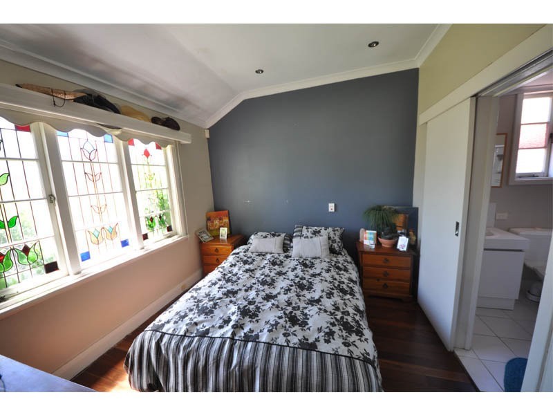 15 Waddell Road, Palmyra WA 6157