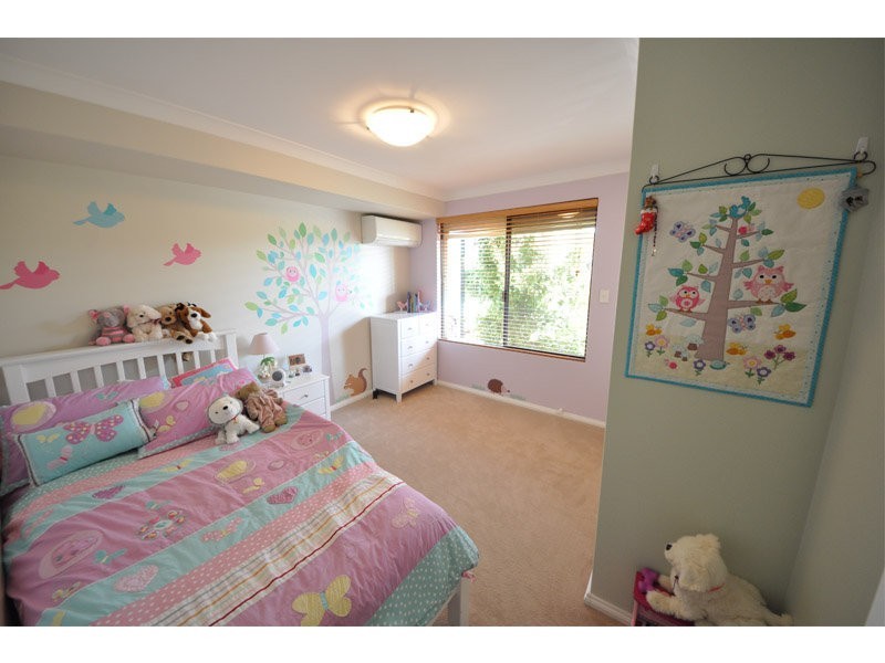 2 Greenwich Parade, Canning Vale WA 6155