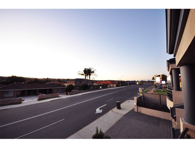 4/448 ROCKINGHAM ROAD, Spearwood WA 6163