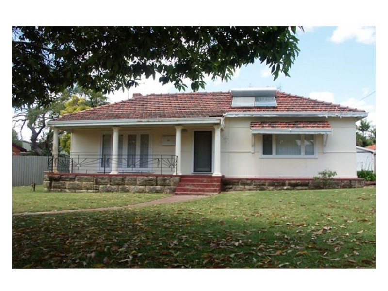 42 Lamond Street, Melville WA 6156