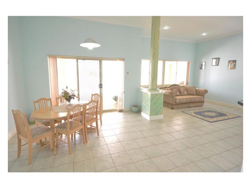 3 Azola Court, Coogee WA 6166