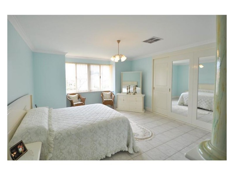 3 Azola Court, Coogee WA 6166