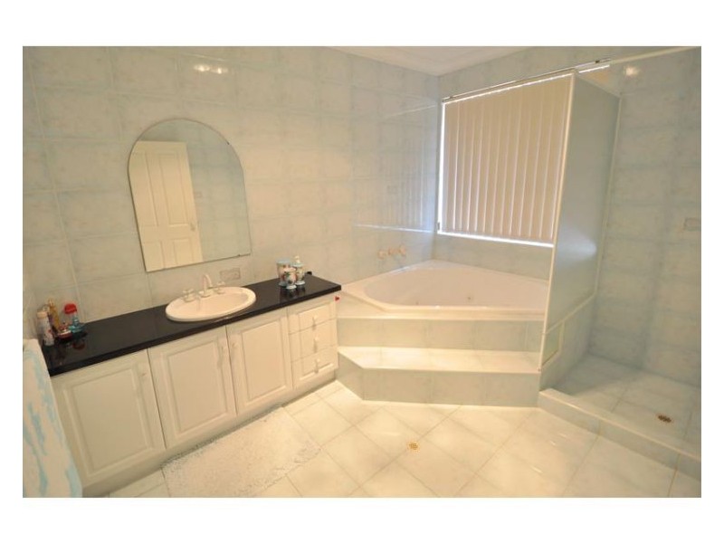 3 Azola Court, Coogee WA 6166