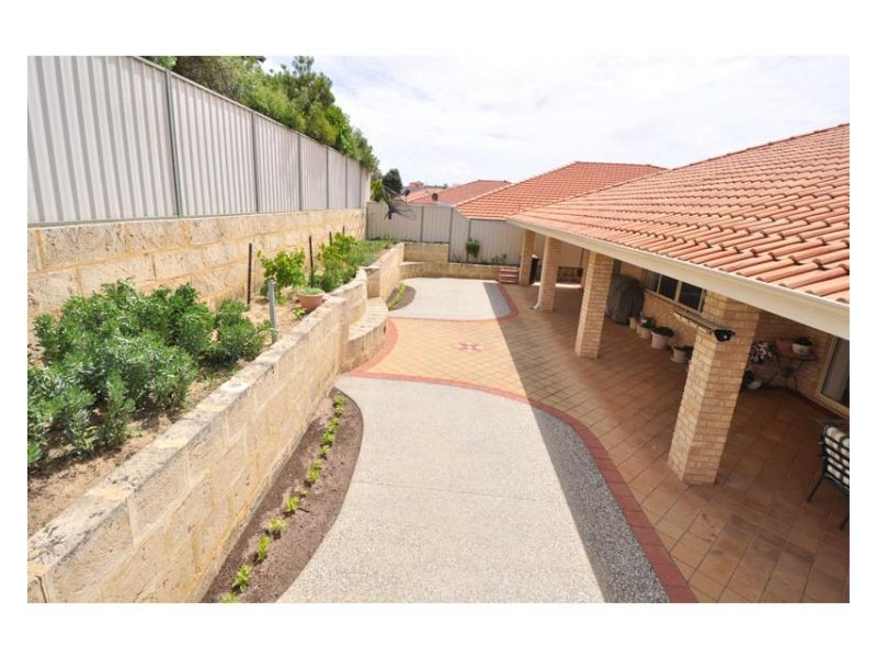 3 Azola Court, Coogee WA 6166