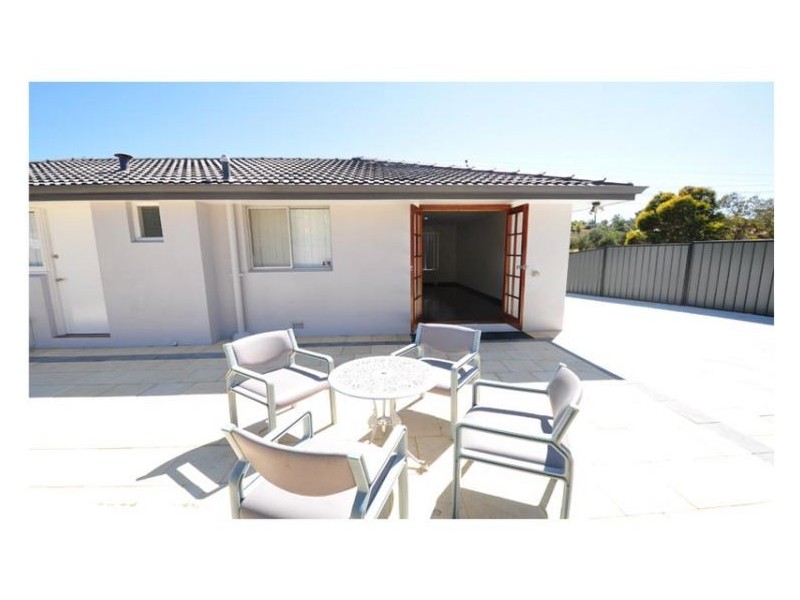 1/169 Phoenix Road, Spearwood WA 6163