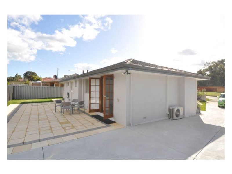1/169 Phoenix Road, Spearwood WA 6163