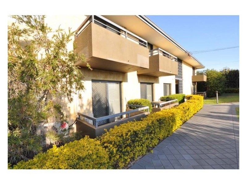 1/30 Lorraine Place, Hamilton Hill WA 6163