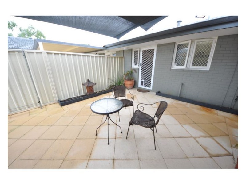 23 Rambures Way, Hamilton Hill WA 6163