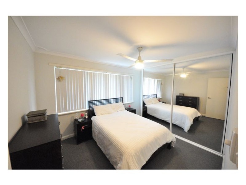 23 Rambures Way, Hamilton Hill WA 6163