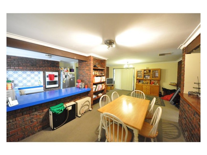 6 Stone Court, Bibra Lake WA 6163