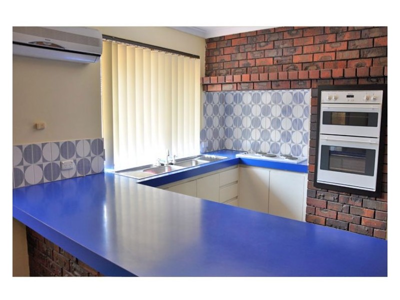 6 Stone Court, Bibra Lake WA 6163