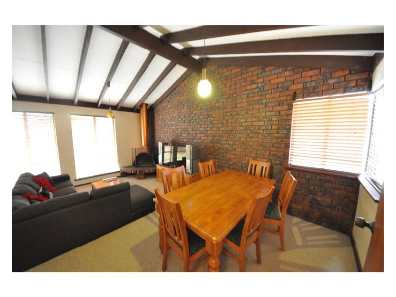 6 Stone Court, Bibra Lake WA 6163